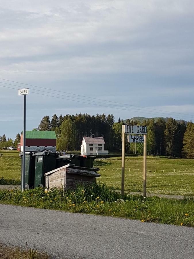 Leite Gard Near Atlantic Road In Hustadvika Lyngstad Екстер'єр фото